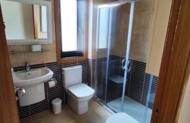 Un rincón con vistas a la Ría, playa y parking. - Foto 25