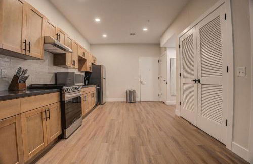 Landing at Hagert and York 1 Bedroom in East Kensington - Foto 12