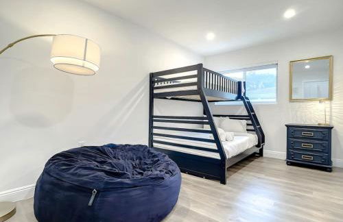 Luxe 6 Bed Heated Pool Villa I 5 min to Beach I BBQ - Foto 29