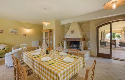 Cozy Apartment In Avigliano Umbro - Foto 22