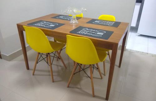 Edf Gil Nogueira - Praia do Morro - GUARAPARI - ES - Brasil - 4º Andar TELA Proteção - FRENTE Sol Manhã - 02 quartos com Split - WIFI - Varanda Gourmet com CHURRASQUEIRA - 02 elevadores - 01 Vaga - PISCINA - Sauna - Portaria 24 HRS - 50m da Praia do Morro - Photo 20