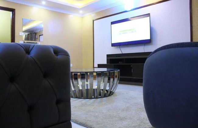 At Home With Karuris - Foto 9