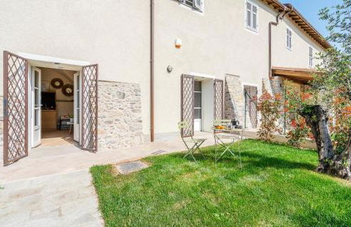 Nice Apartment In Bastia Di Albenga - Foto 1