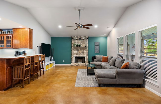 Pet-friendly Marble Falls Home w/ Hot Tub! - Foto 17