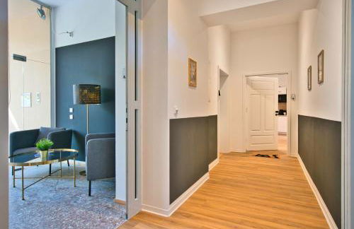 Halle Suites by FullHouse - free parking & WiFi - Foto 15