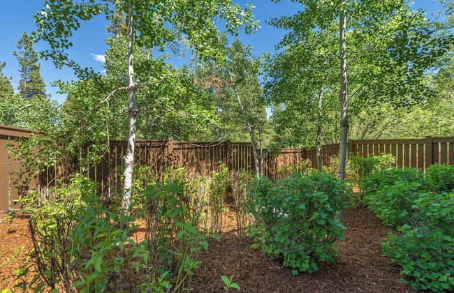 Lux Townhome Next to Village by Sierra Getaways - Photo 67