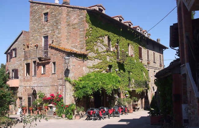 Borgo Cenaioli - Photo 28