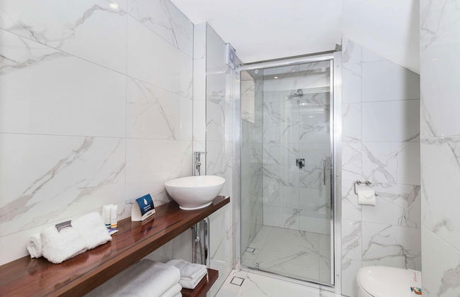 Spring Hill Inn - Photo 18