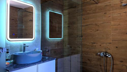 LANDR House - Foto 5, Shower