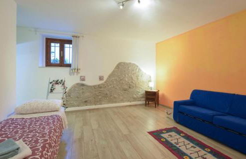 Gorgeous Apartment In Solferino - Foto 11