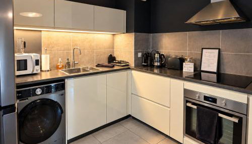 La parenthèse cosy aux portes du Centre ville - proche Allemange - Parking - Foto 5, stove, toaster