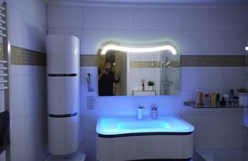 Zimmer HomeOffice Küche WLAN TV mit Terrasse&Grill +Fahrrad - Foto 22