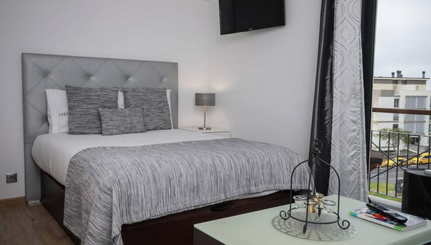 Forum Madeira Ocean View 4B - Foto 3, Habitación