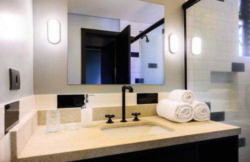 Luix Londrina Flat 707, QS completo, c garagem - Foto 32