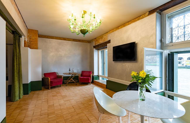 Locanda Leon Bianco on the Grand Canal - Photo 33