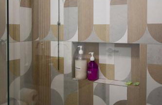 Lou Suítes - 8 - com sacada e vista da cidade - Foto 6