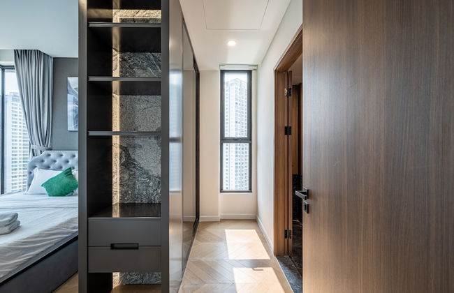 Lumiere Riverside Luxury Apartment - Photo 3