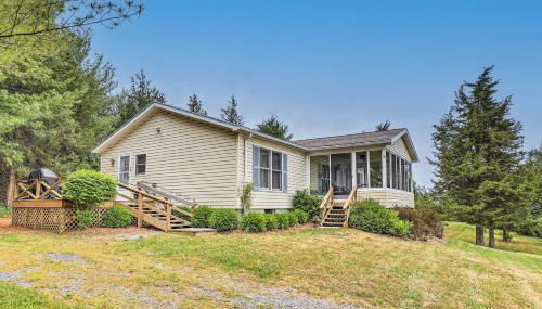 Finger Lakes Retreat with Sunroom, Fire Pit and BBQ! - Foto 2