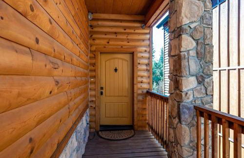 Sierra Pines Villa Deck Jetted Tub Game Rm - Photo 13