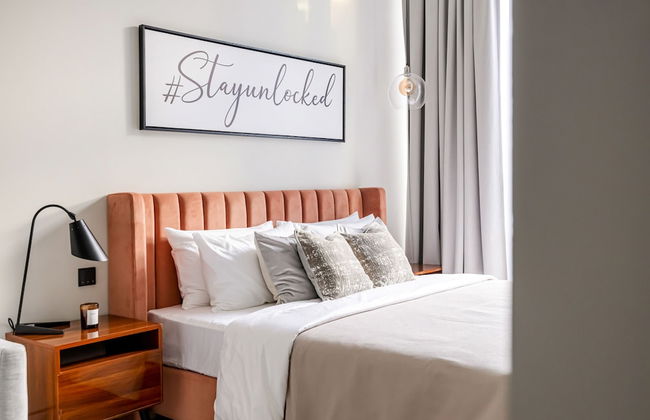 Unlock J One - Photo 14