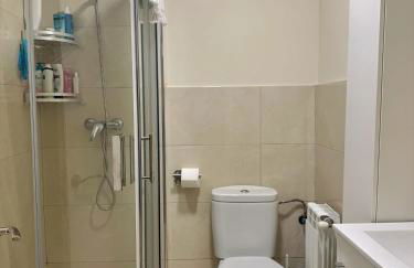 Piso recien reformado y con buena ubicación - Foto 9