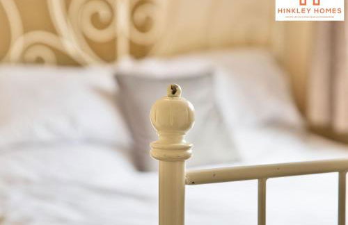 Cosy Contained Riverside 1bed - 2 Floors - Parking - Photo 16