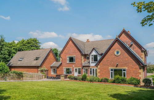 The Farmhouse At Ream Hills - Photo 1