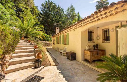 Villa Jean-Pierre. Infinity pool and view in Tourrettes-sur-Loup - Foto 59
