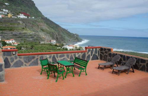 Holiday Home Ländliches Haus mit herrlichem Blick auf das Meer und das Tal- by Interhome - Foto 1