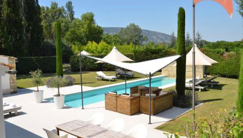 maison bertuli Oliviers Aircon, heated saltwater Pool, 2 Bedrooms - Foto 1