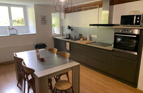 Ancienne ferme comtoise 4 étoiles, 11 personnes Lac St-Point/Mont d'Or - Foto 13