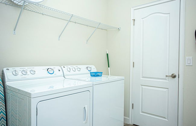 Luxury 5Bd w Jacuzzi Pool Near Disney 5528 - Foto 52