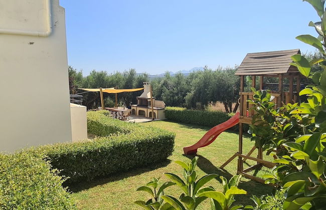 Villa With Private Pool, BBQ Area - Photo 50