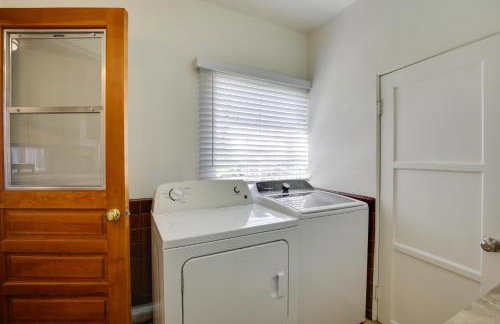 Charming Spring Valley Retreat with Private Pool! - Foto 13