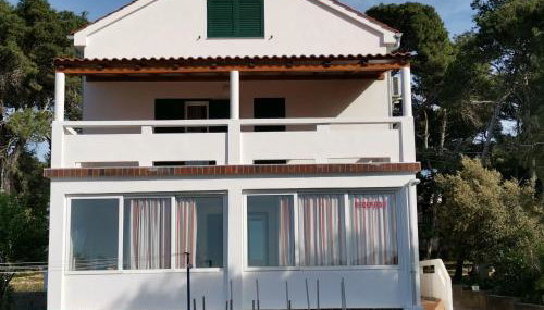 Apartment Wunderschöne Ferienwohnung in Ugljan mit Terrasse by Interhome - Foto 5