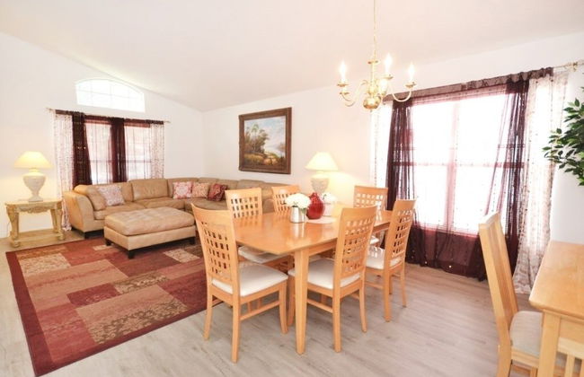 Oriental Charm 4 Bedroom Home by RedAwning - Foto 20