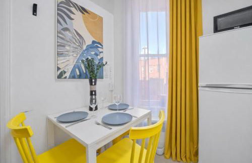 Cozy Central Units in Prime Location - Foto 2