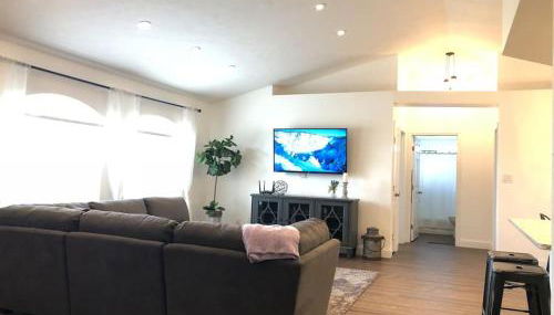 Beautiful Home across the street from Lake June! - Foto 4