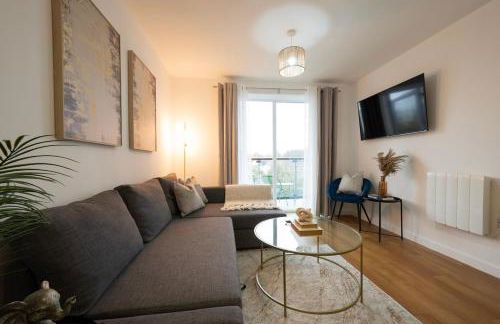 Modern 1BR Apt - Sleeps 4 - Parking - Balcony - Foto 14