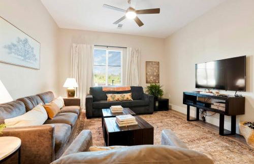 Heart of Gold-en - Walk Everywhere -Close to Red Rocks - Photo 2