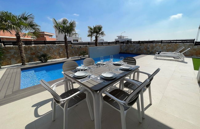 Modern Villa Near Guardamar - Foto 25