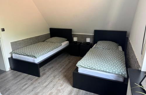 Ferienwohnung am See Dillich - Eigener eingezäunter Garten - Ruhige Lage - Hunde willkommen - Natur vor der Haustür - Foto 6