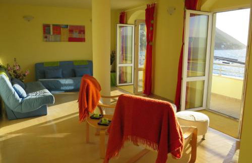 Prime and Exclusive Seafront Location Apartment Sunset - Foto 3