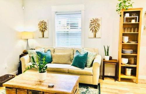 Jacksonville Blue Bungalow Retreat Comfortable 2 Bedroom Haven - Foto 3