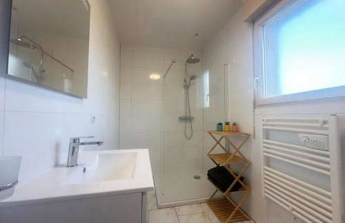 Lovely Holiday Home in Loire for 10 - Photo 31