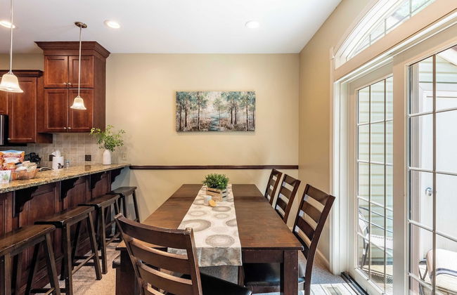 Highland Hideaway by Avantstay Group Poconos Retreat w/ Patio + Game Room - Foto 8