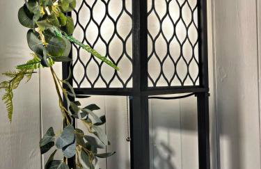 Snowdrop 13-Hot Tub-Woodlandlodges-Carmarthenshire - Foto 5