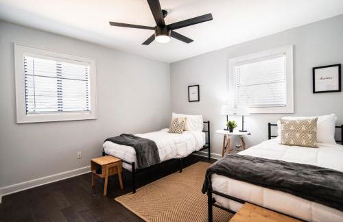 Stylish 2BR 1 Mile From Downtown And The Aquarium - Foto 14