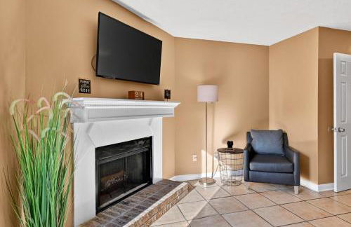 Serenity Landing - 5 Minutes To Airport - Sleeps 6 - Foto 6