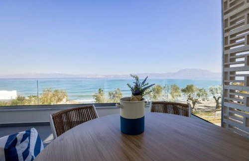 La Mer Bleue Boutique Suite - Photo 6